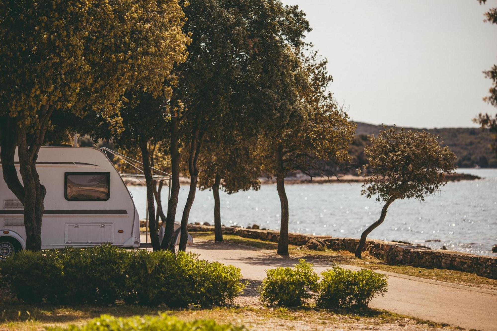 Maistra Camping Polari Pitches Ровінь Екстер'єр фото
