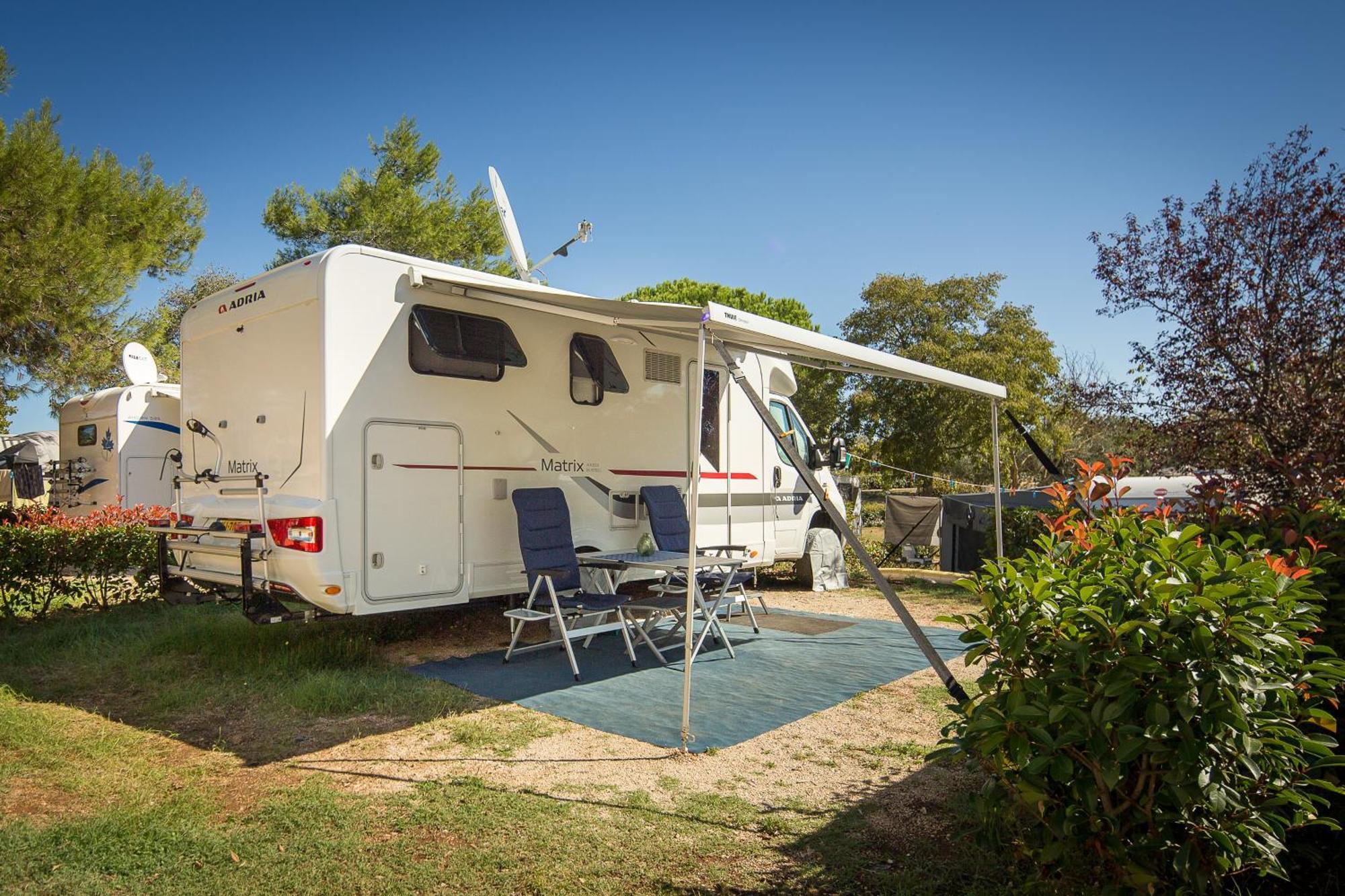 Maistra Camping Polari Pitches Ровінь Екстер'єр фото