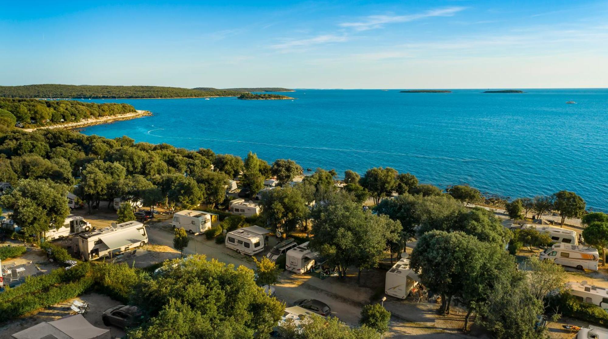 Maistra Camping Polari Pitches Ровінь Екстер'єр фото