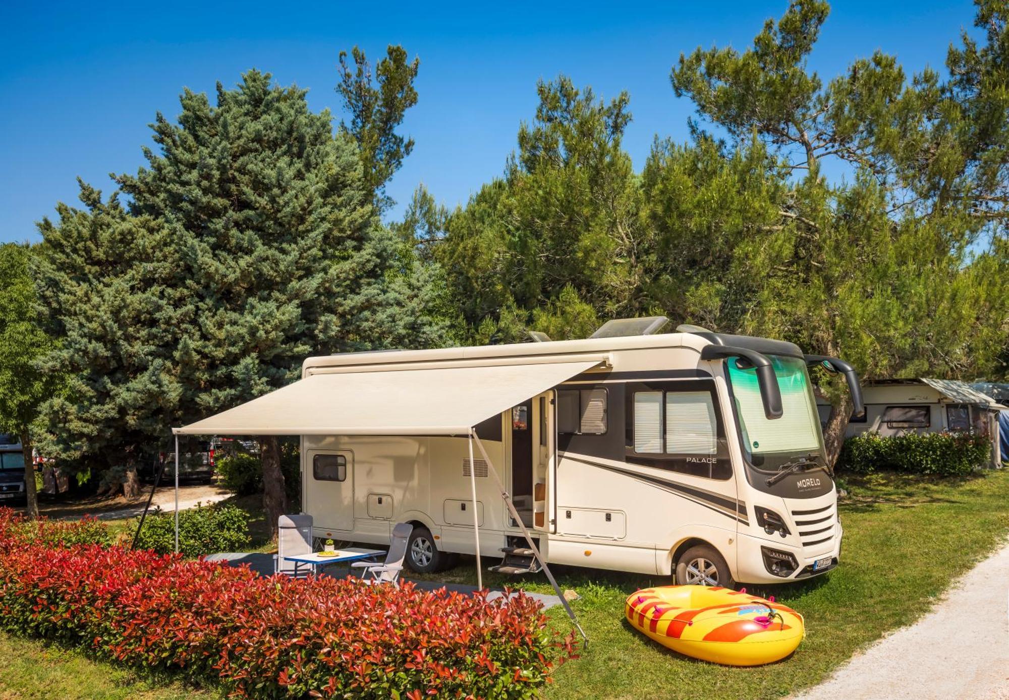 Maistra Camping Polari Pitches Ровінь Екстер'єр фото